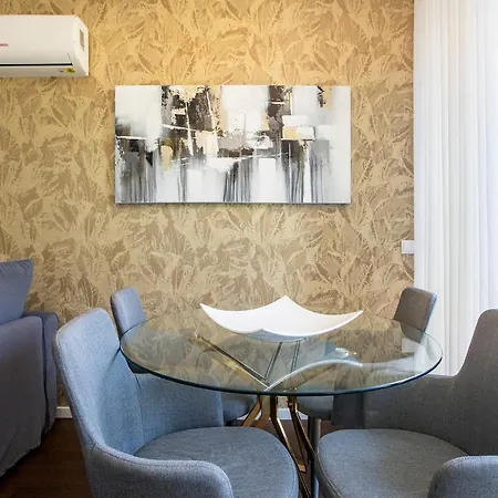 Superb 1br Flat W/ Garden, Ac & Free Parking By Lovelystay Apartment *
