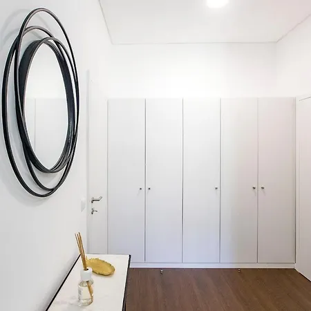Superb 1br Flat W/ Garden, Ac & Free Parking By Lovelystay *